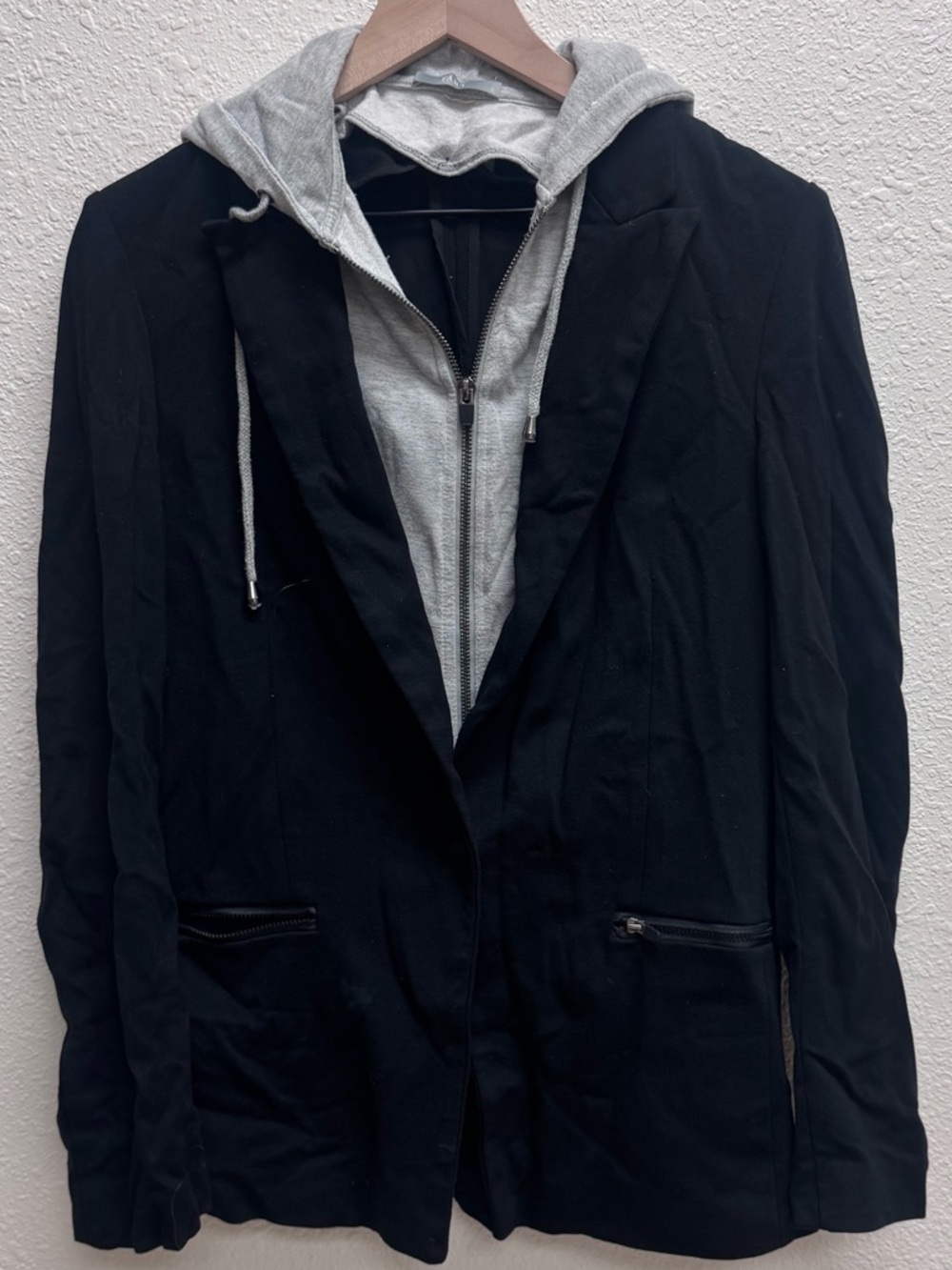 Tart Light Gray Hooded Layer